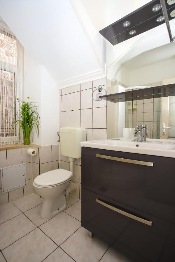 Dragazzo Apartment Трогир Екстериор снимка